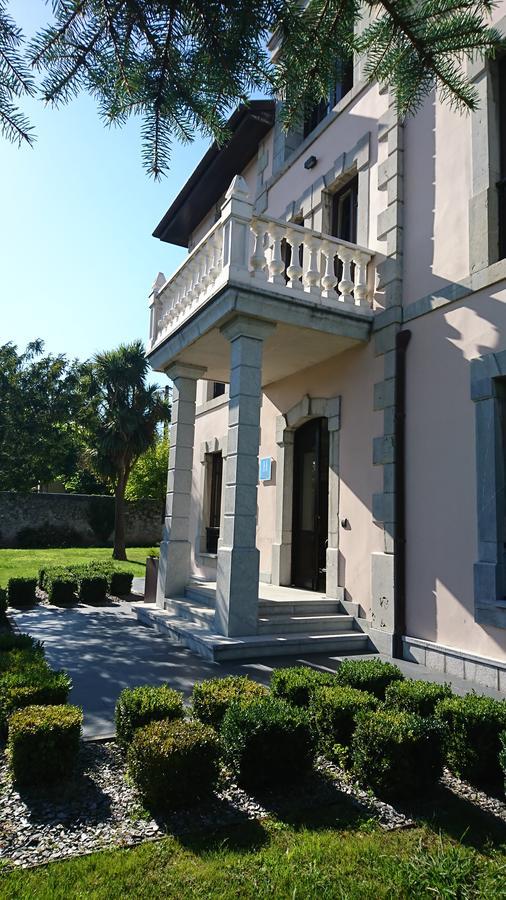 Hotel Villa Marron Navés Exterior foto